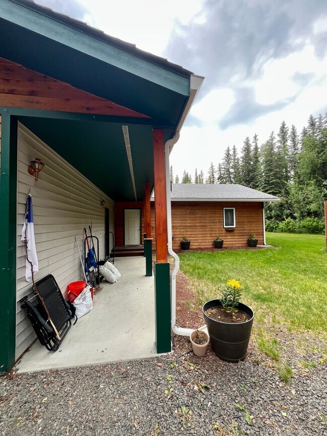 2950 Drum Ave in North Pole, AK - Building Photo - Building Photo