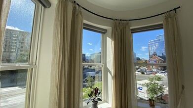 475 New York Ave NW, Unit 5 in Washington, DC - Foto de edificio - Building Photo