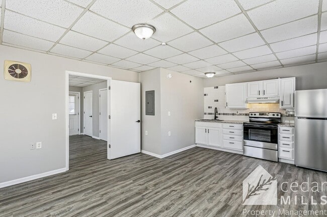 654 W North Ct in Wichita, KS - Building Photo - Building Photo