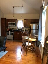 606 E 12th 1/2 St, Unit Apt A in Houston, TX - Foto de edificio - Building Photo