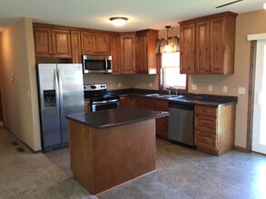 1061 Taft St S in Cambridge, MN - Building Photo - Building Photo