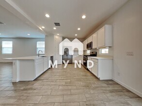 9513 W Turney Ave in Phoenix, AZ - Building Photo - Building Photo
