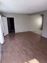 1845 S Barrington Ave, Unit 3 in Los Angeles, CA - Building Photo - Building Photo