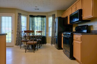 1308 Kent Manor in Stockbridge, GA - Building Photo - Building Photo
