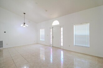 3631 SW Kasin St in Port St. Lucie, FL - Building Photo - Building Photo