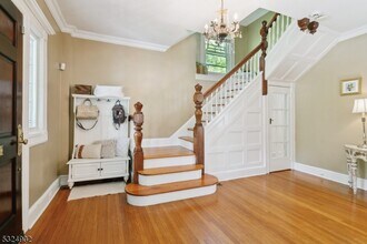 305 N Mountain Ave in Montclair, NJ - Building Photo - Building Photo