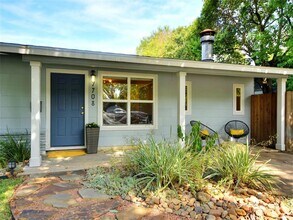 7708 Rutgers Ave in Austin, TX - Building Photo - Building Photo