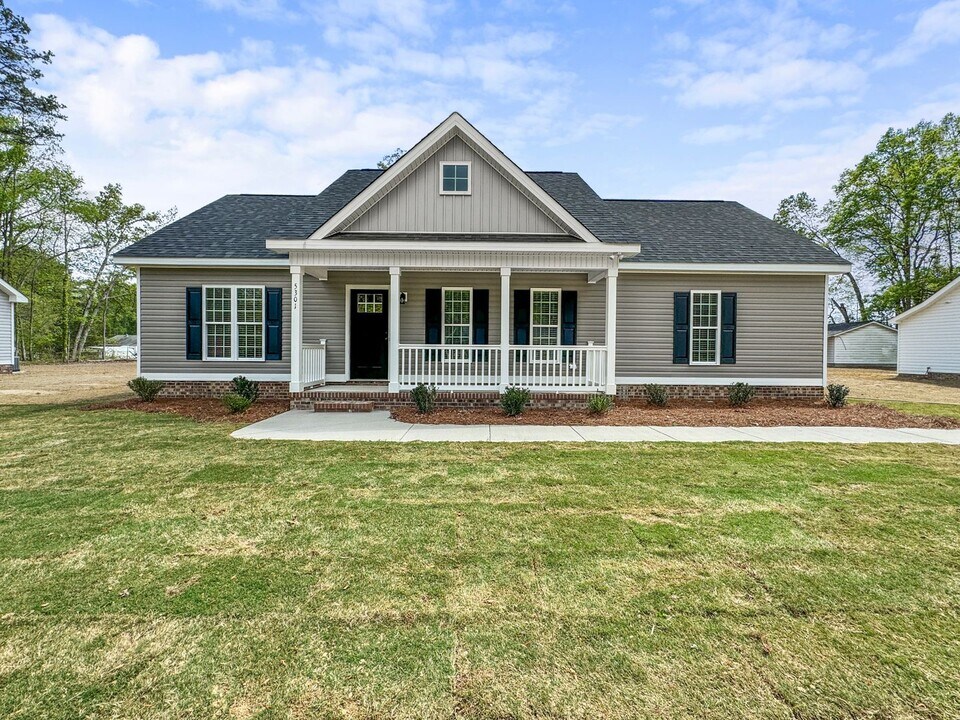 5301 Tabernacle Church Rd in Rocky Mount, NC - Building Photo