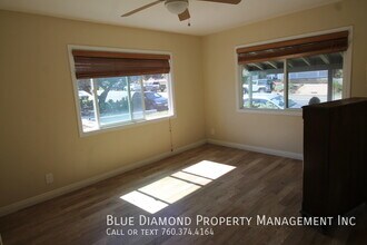 917 3rd St in Encinitas, CA - Building Photo - Building Photo