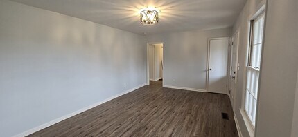 1202 Brindley Dr in Pulaski, TN - Building Photo - Building Photo