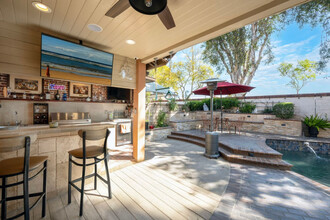 9598 Naples Dr in Cypress, CA - Building Photo - Building Photo