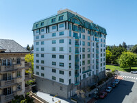 The Stratford in San Mateo, CA - Building Photo - Building Photo