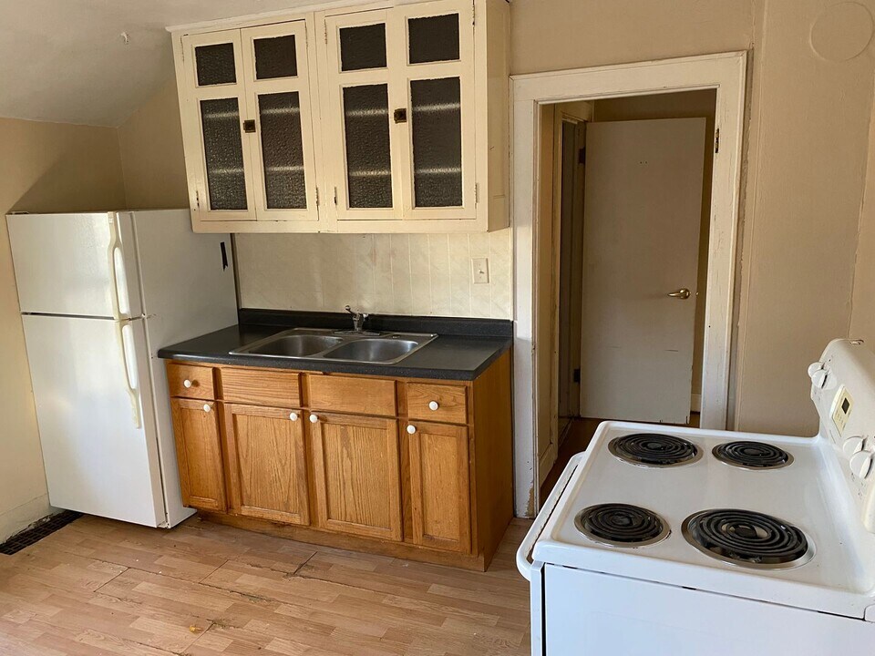 736 Jackson St-Unit -Upper in Wausau, WI - Building Photo