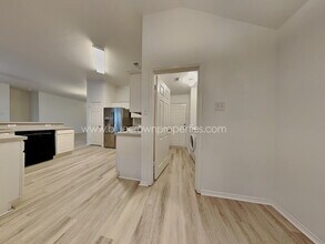 615 Douglas Dr in Mansfield, TX - Building Photo - Building Photo