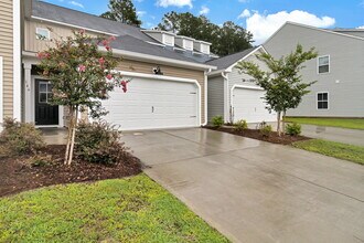 146 Bellasera Wy in Richmond Hill, GA - Building Photo - Building Photo