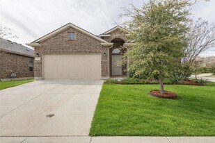 9125 Highland Orchard Dr in Fort Worth, TX - Building Photo
