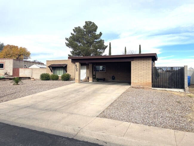 4705 Pso Del Rico in Sierra Vista, AZ - Building Photo - Building Photo