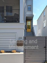 211 Line St in Charleston, SC - Foto de edificio - Building Photo