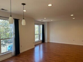 46 Buttonwood St in Jersey City, NJ - Building Photo - Building Photo