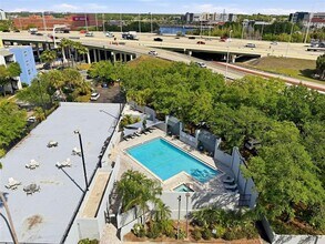 201 W Laurel St in Tampa, FL - Building Photo - Building Photo