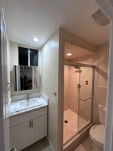 200 S Palm Dr in Beverly Hills, CA - Building Photo - Building Photo