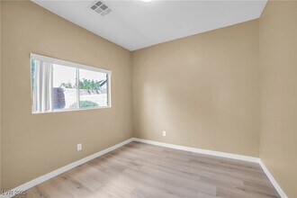 11665 Primo St in Las Vegas, NV - Foto de edificio - Building Photo