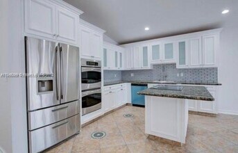 3748 SW 148th Pl in Miami, FL - Building Photo - Building Photo