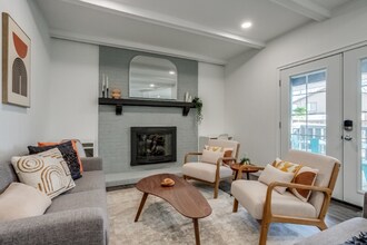 13489 W Auburn Ave in Lakewood, CO - Foto de edificio - Building Photo