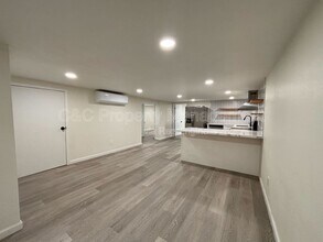 846 42nd St in Oakland, CA - Foto de edificio - Building Photo