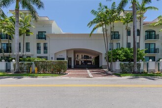 1150 98th St in Bay Harbor Islands, FL - Foto de edificio - Building Photo