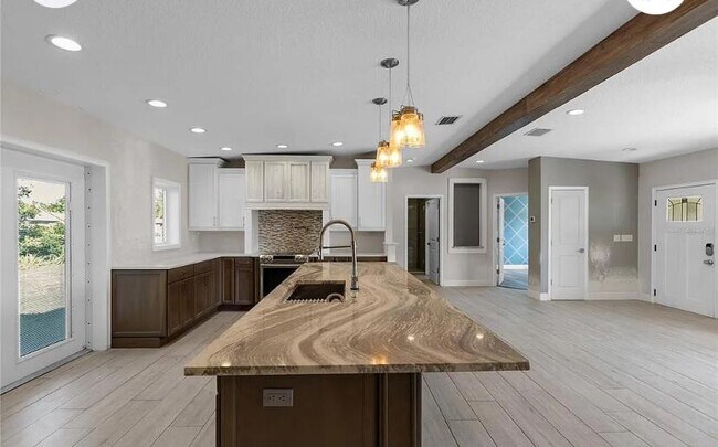 4612 7th St Ct E in Ellenton, FL - Building Photo - Building Photo