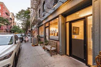 35 Bedford St in New York, NY - Foto de edificio - Building Photo