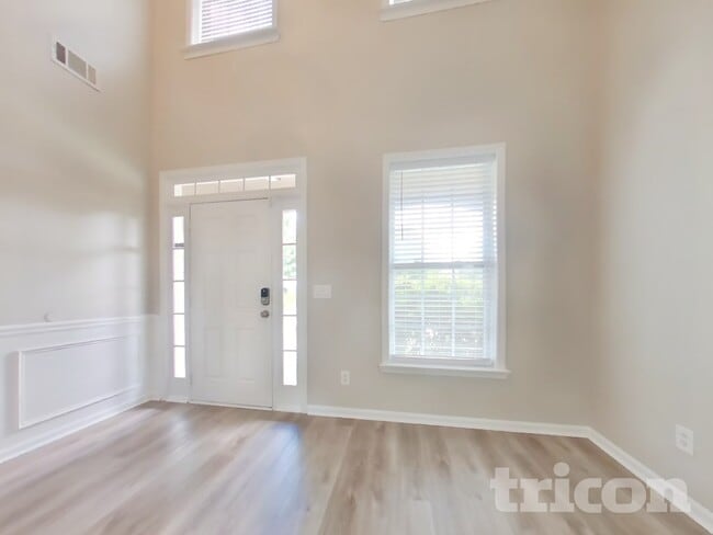 9106 Valleyview Ct in Union City, GA - Building Photo - Building Photo