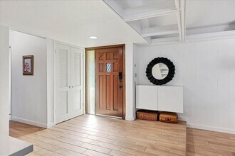 8800 Willowick Dr in Austin, TX - Building Photo - Building Photo