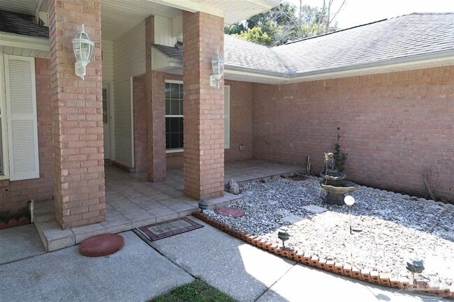 276 S 61st Ave in Pensacola, FL - Building Photo - Building Photo