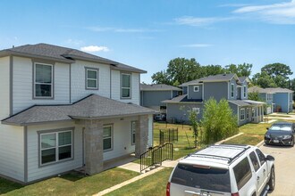 CDI Crow, LLC in Denton, TX - Building Photo - Building Photo