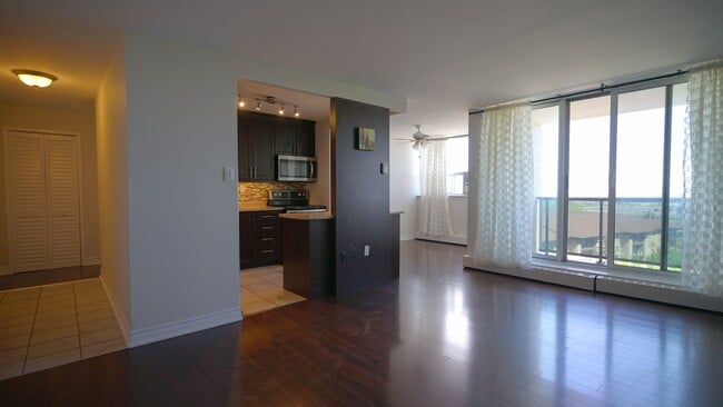 property at 530-530 Lolita Gardens