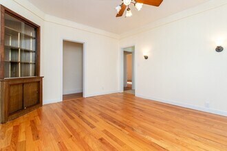 8 Hastings St, Unit 2 in Boston, MA - Building Photo - Building Photo