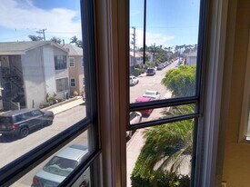 153 Ximeno Ave, Unit 153 Ximeno Ave in Long Beach, CA - Building Photo