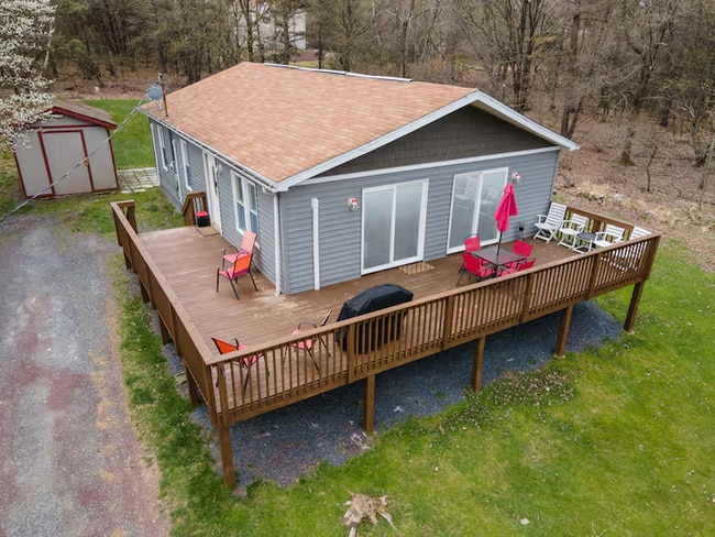 property at 607 S Old Stage Rd