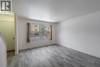 834 Exmouth St in Sarnia, ON - Building Photo - Building Photo