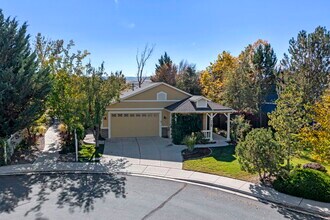 2100 Brittany Meadows Dr in Reno, NV - Building Photo - Building Photo