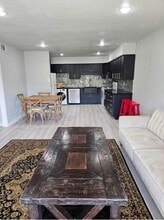 5303 Fleetwood Oaks Ave, Unit #278 in Dallas, TX - Building Photo - Building Photo