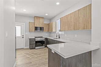 13 San Jose Dr in Mission, TX - Building Photo - Building Photo