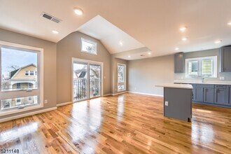 255 Chadwick Ave in Newark, NJ - Building Photo - Building Photo