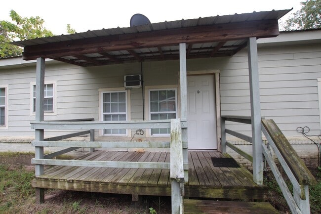 1010 Bennett Ave in Tyler, TX - Building Photo - Building Photo