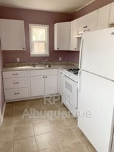 1007 Headingly Ave NW in Albuquerque, NM - Building Photo - Building Photo
