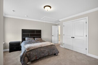 7986 Benjamin Stoddert Ct, Unit Room 1 – Large Furnished in La Plata, MD - Foto de edificio - Building Photo