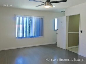 2611 S Sepulveda Blvd, Unit 8 in Los Angeles, CA - Foto de edificio - Building Photo