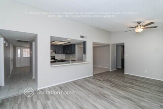 1208 W Topeka Dr in Phoenix, AZ - Foto de edificio - Building Photo